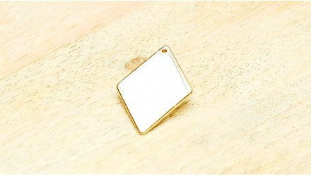 charm nacre