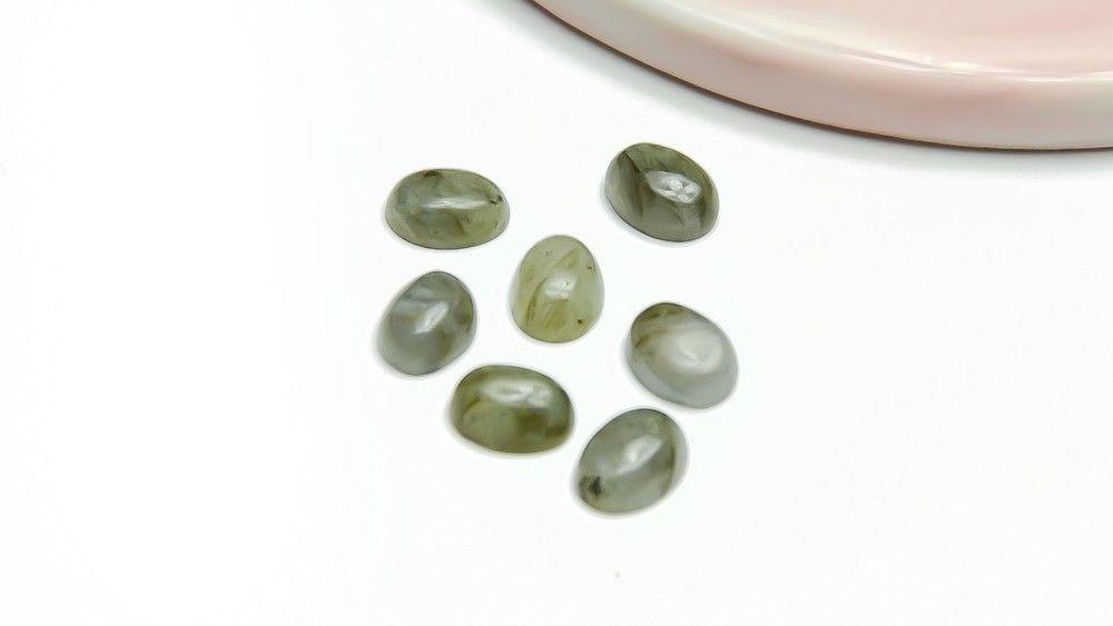 cabochon labradorite
