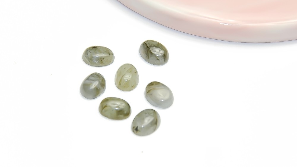 copy of Cabochon 8x6mm en améthyste naturelle
