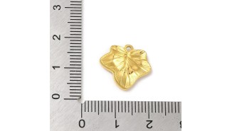 breloque feuille de lierre