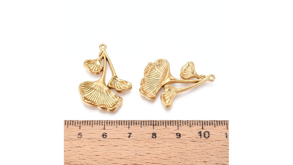 Pendentif feuille de gingko acier inoxydable 304 plaqué or 18k