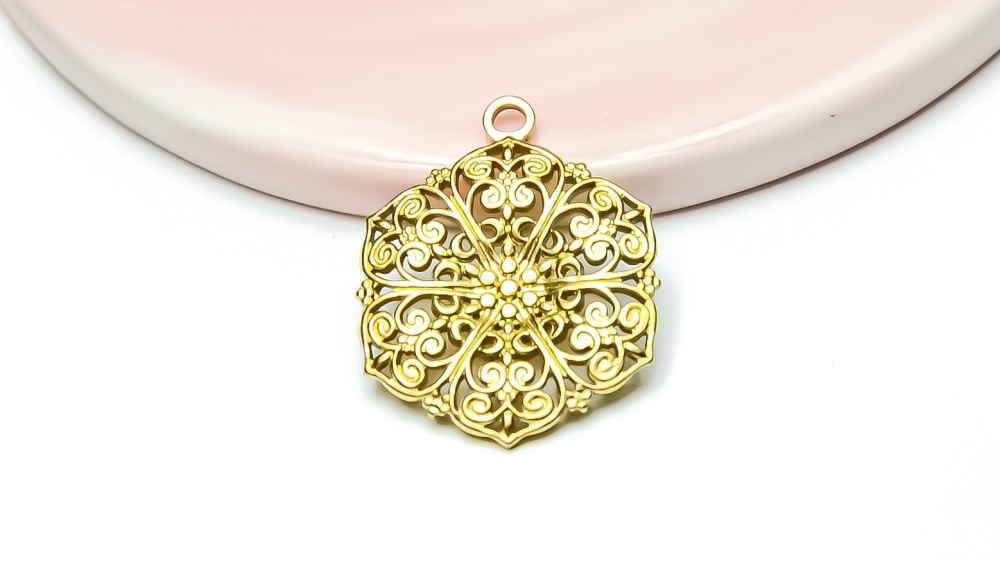 Pendentif filigrane