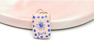 pendentif emaillé
