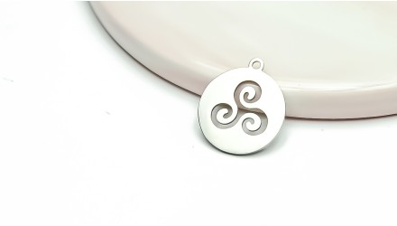 pendentif celte