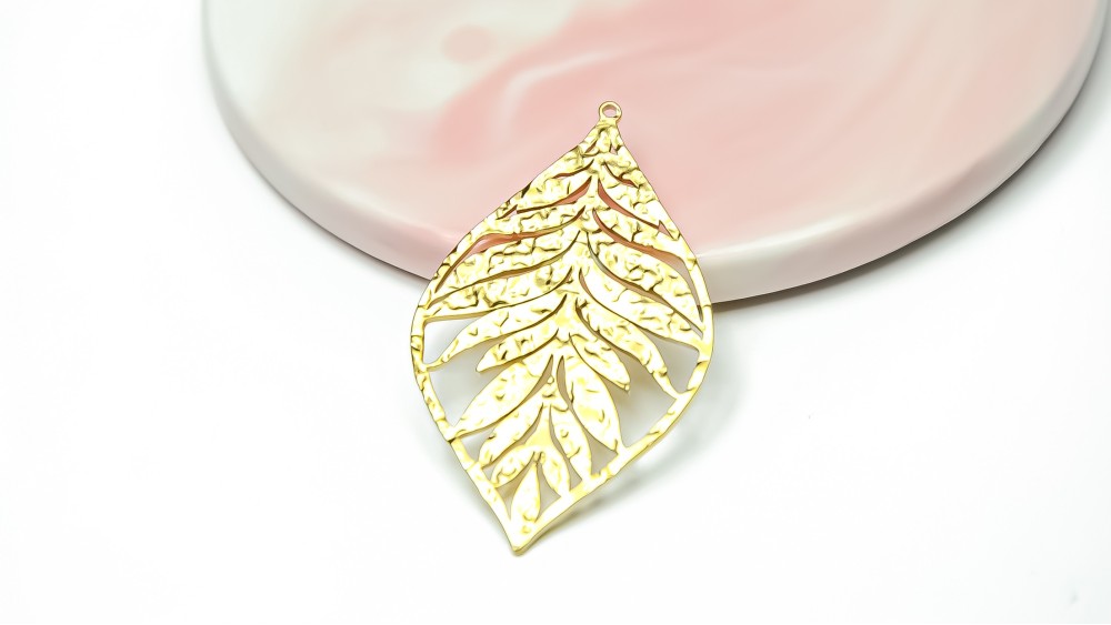 pendentif feuille