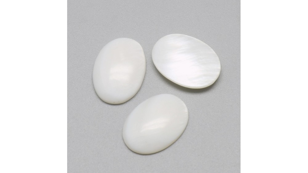 cabochon nacre