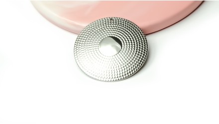 pendentif martelé