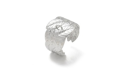 bague fleur acier