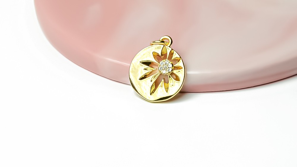 Pendentif fleur strass – Laiton plaqué or 18K