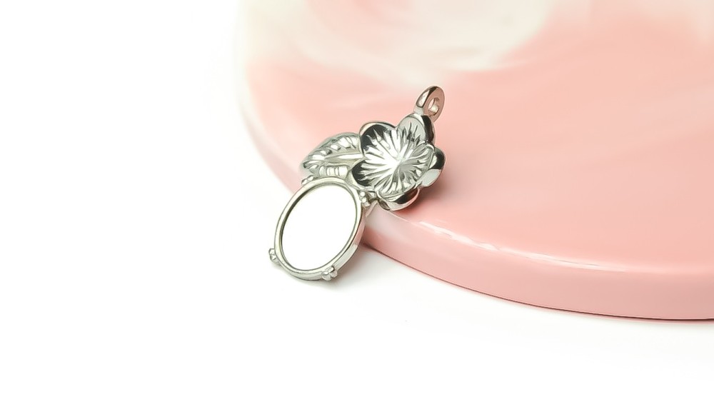 pendentif floral