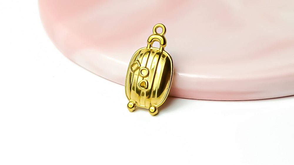 Pendentif valise 3D plaqué or 18K – Acier inoxydable 304 placage IP