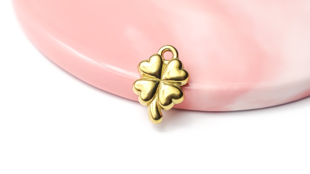 pendentif trèfle