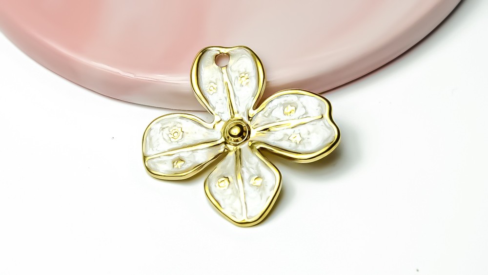 fleur acier blanche