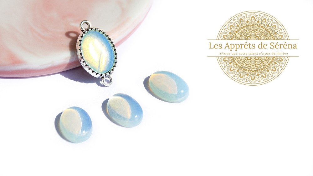 cabochon 14x10 opalite