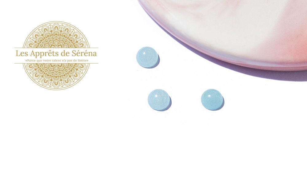 Cabochon 08mm en jade blanc teintée bleu jean pour bijoux fantaisie