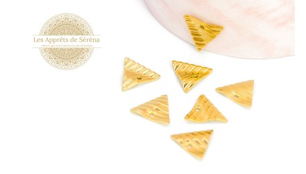 TRIANGLE ACIER OR