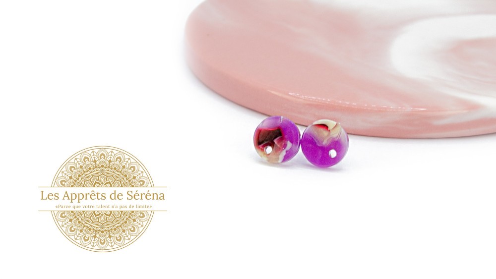 puces acétate violettes