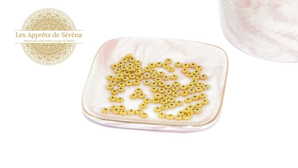 Perles intercalaires étoiles  4mm en zamak doré