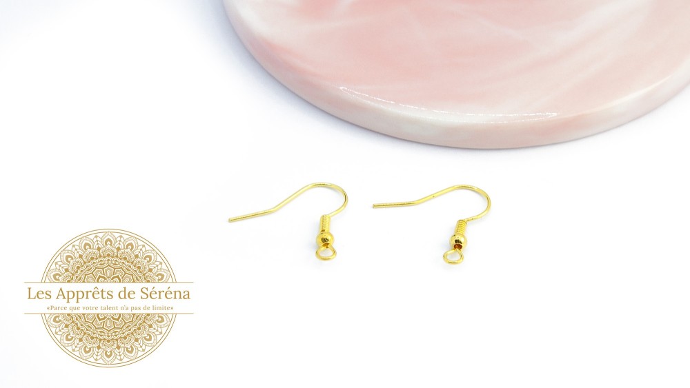 Crochets d'oreilles en laiton doré