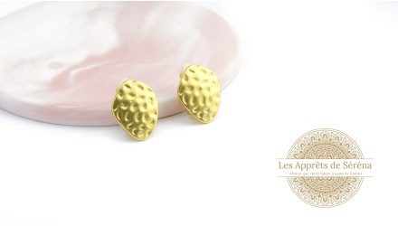 Paire de clips d'oreille pétale