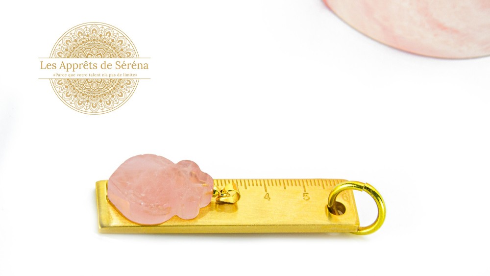 pendentif déesse