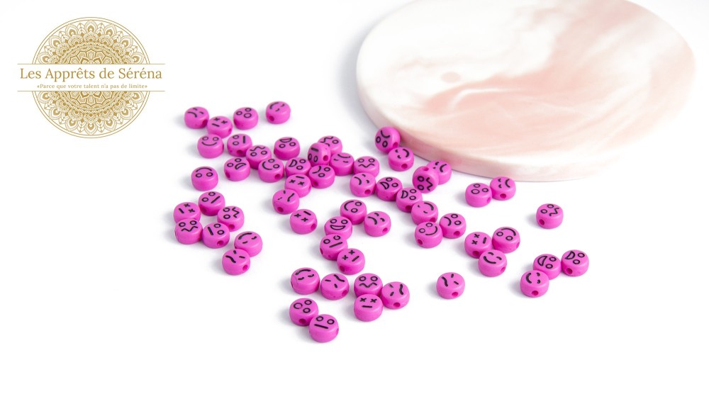 50 Perles émoticônes fuchsias  7mm