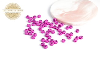 50 Perles émoticônes fuchsias  7mm