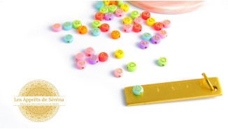 50 Perles acryliques rondes cœur étoile lune  7mm