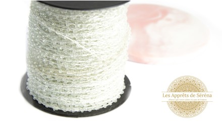 Fil coton perlé de rocailles blanc givré