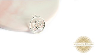 Pendentif rond fleur de lotus
