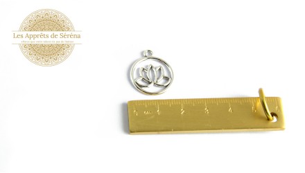 fleur de lotus en zamak argent