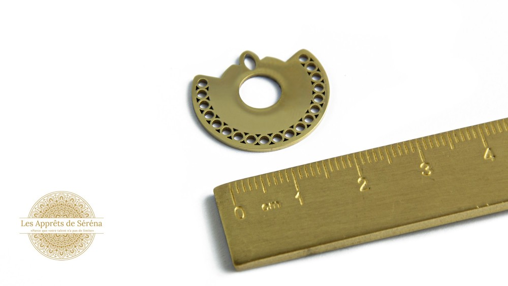 Connecteur pendentif demi lune plaqué or 18K