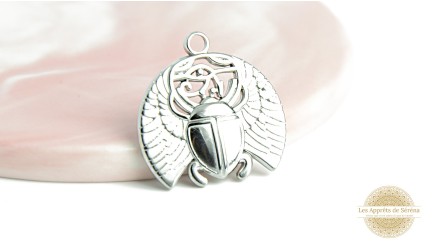 Pendentif scarabée