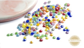 Petits cabochons ronds 4mm céramiques