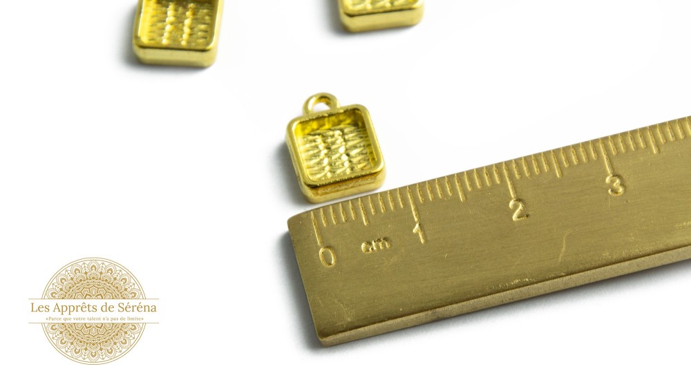 Pendentifs supports carré pour cabochon 7x7mm