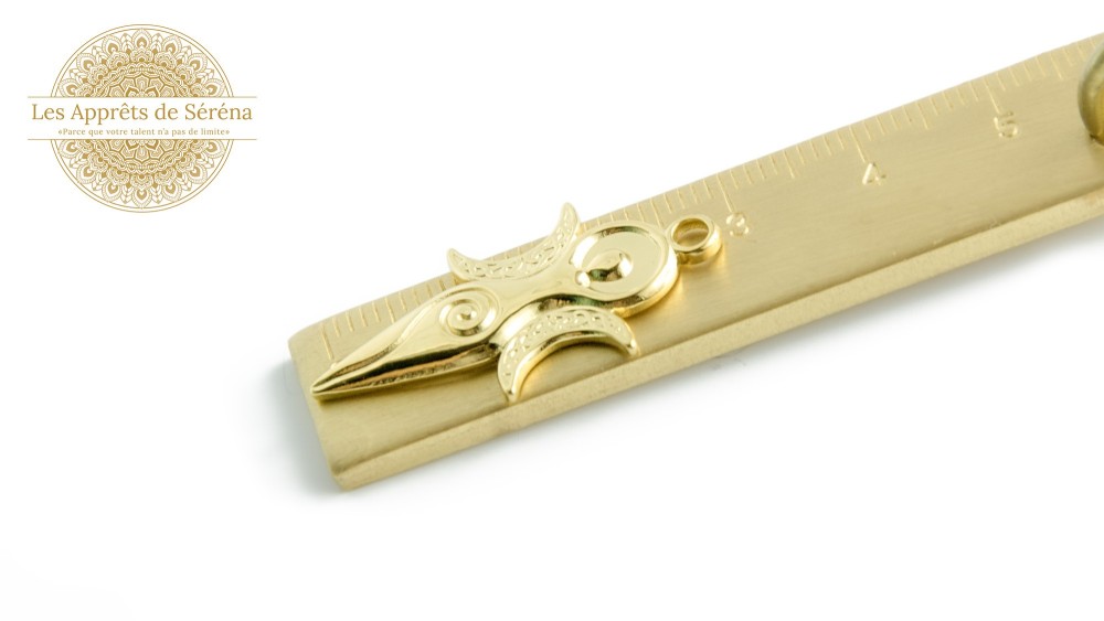 Pendentif Déesse mère