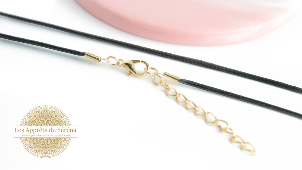 Support collier cordon ciré noir