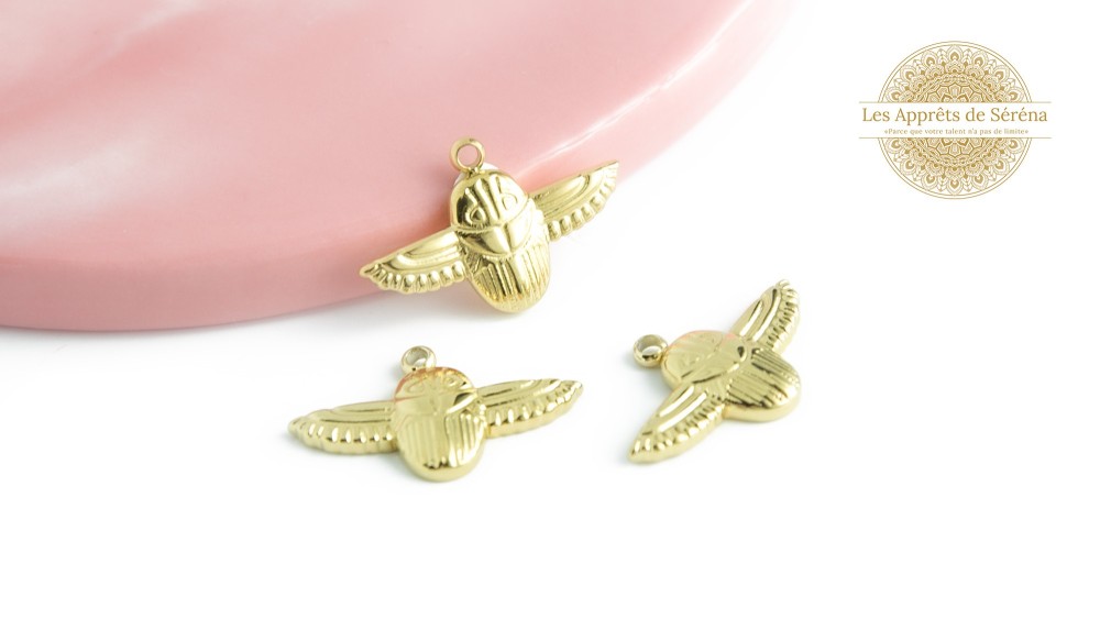 Pendentif scarabée