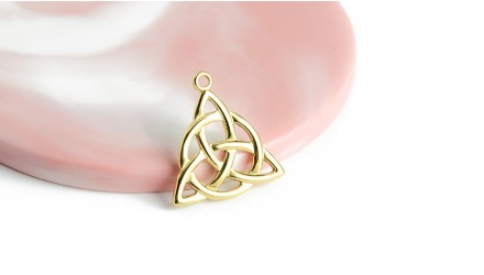 Pendentif Triskel acier inoxydable plaqué or 18K
