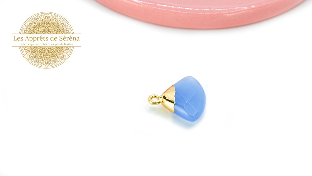 pendentif jade bleue  naturelle