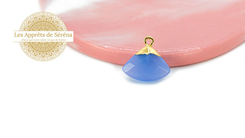 pendentif jade bleue