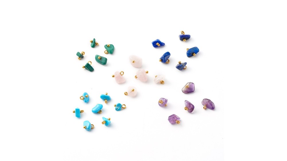 Petits pendentifs en pierre naturelle