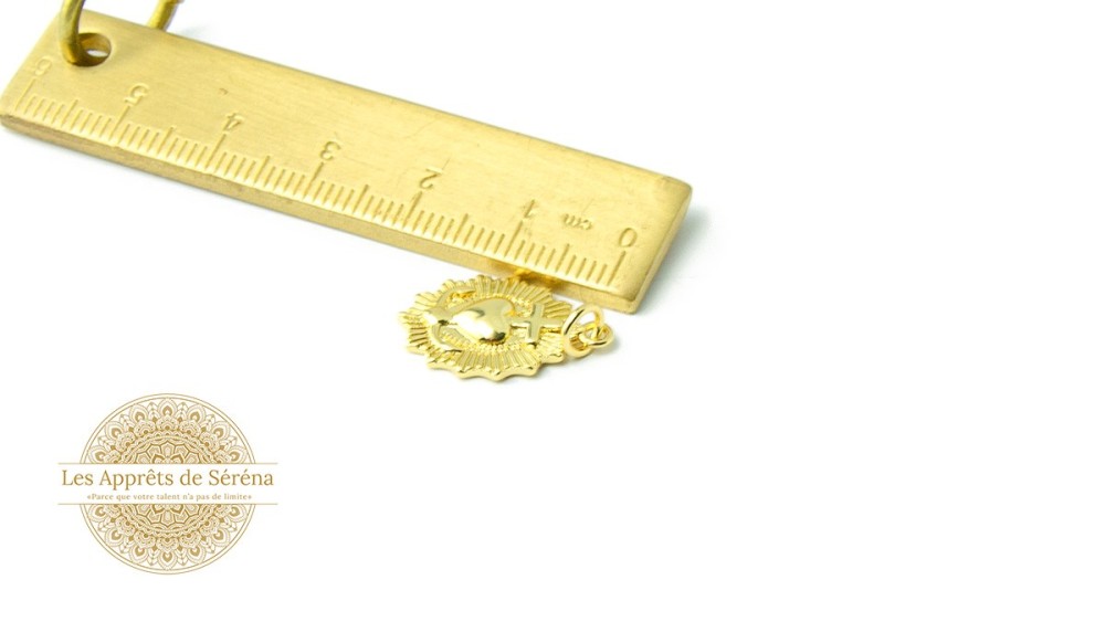 Pendentif croix camarguaise en laiton