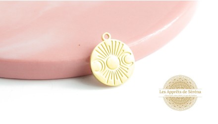 Pendentif triple lune