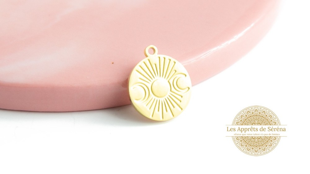 Pendentif triple lune