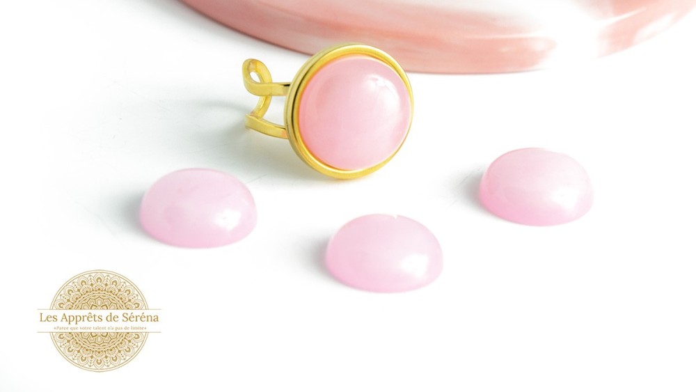 Cabochon 16mm en jade naturelle teintée rose