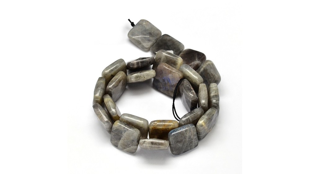 Perles carré  labradorite à facettes