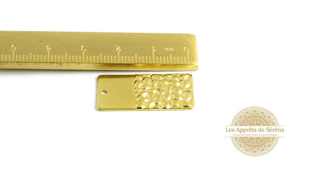 Pendentif rectangle texturé