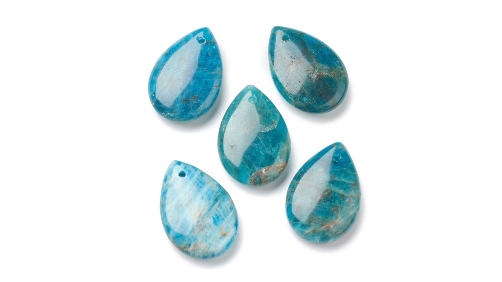 goutte 24x17mm en apatite naturelle