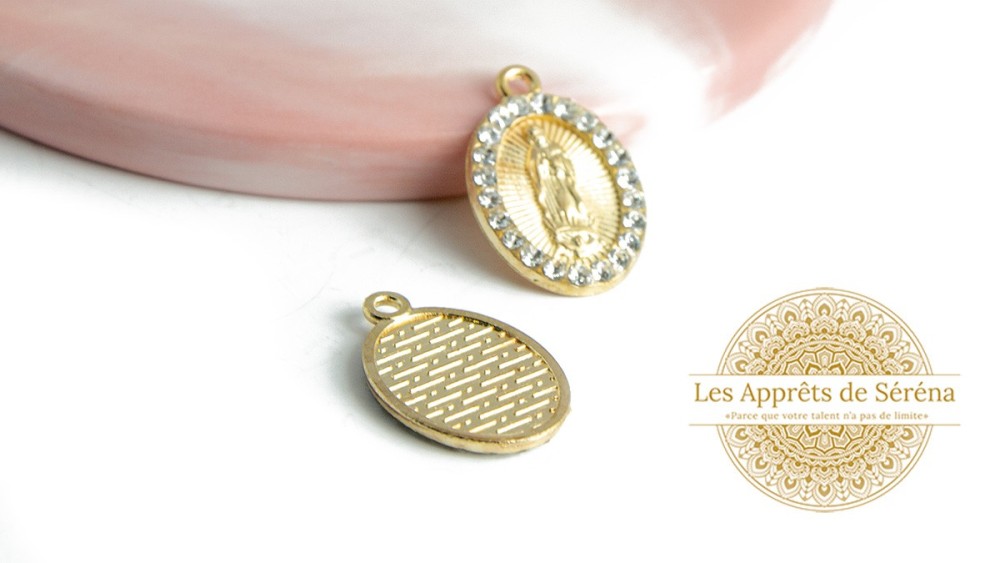Médaille religieuse sainte Vierge ou madone avec strass
